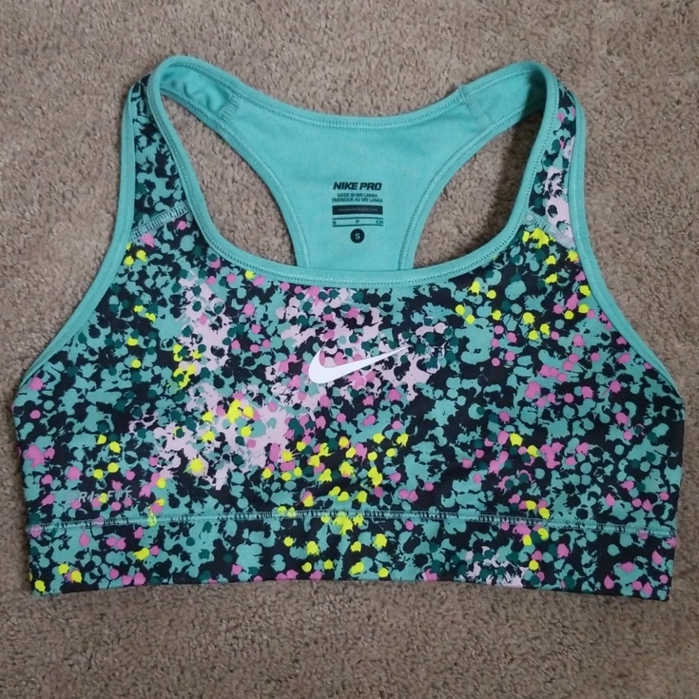 Nike pro sports bra- Size Small